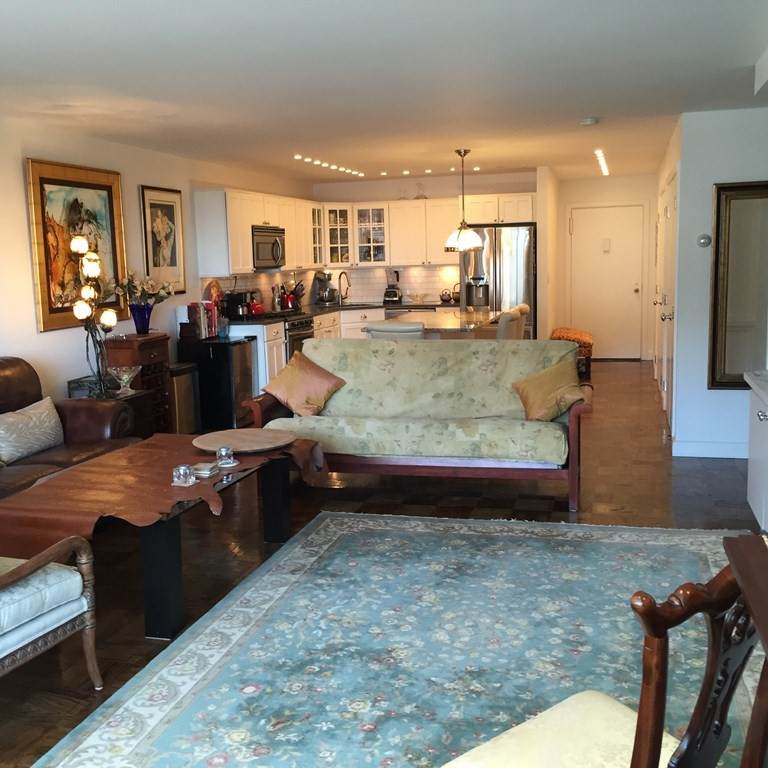 8 Whittier Pl - Photo 1