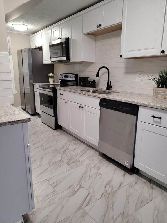 36 Emily St - Photo 1