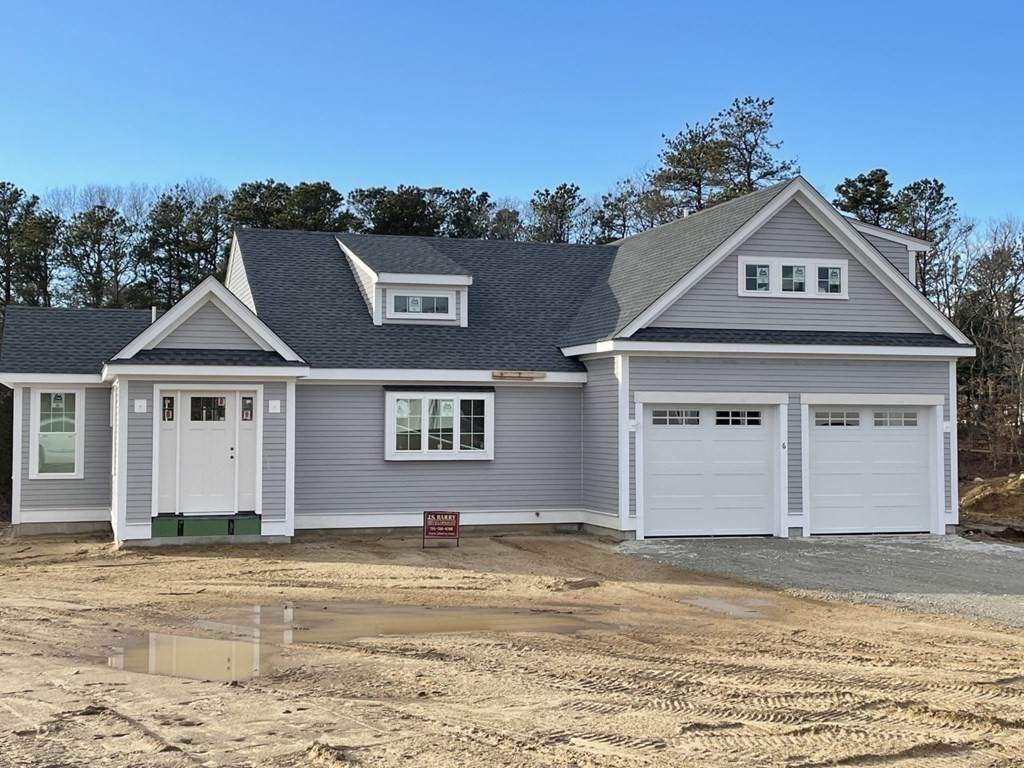 6 Maxwell Lane - Photo 1