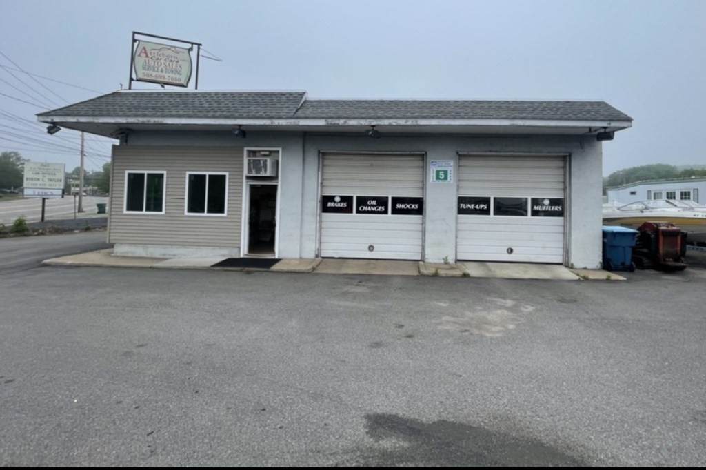 635 East Washington (Route 1) - Photo 1