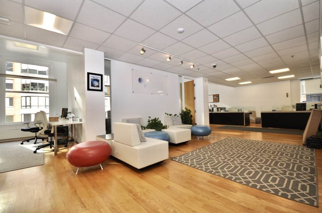 376 Boylston - Photo 1