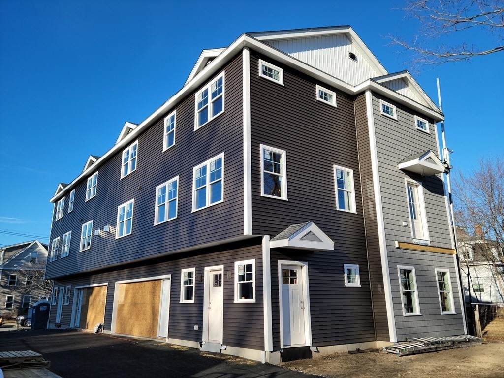 130 Russell Street - Photo 1