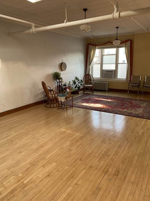 158 Main - Photo 1