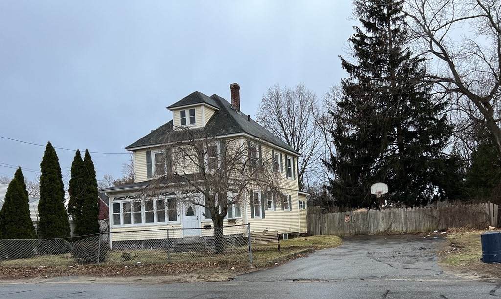 1896 Middlesex St - Photo 1