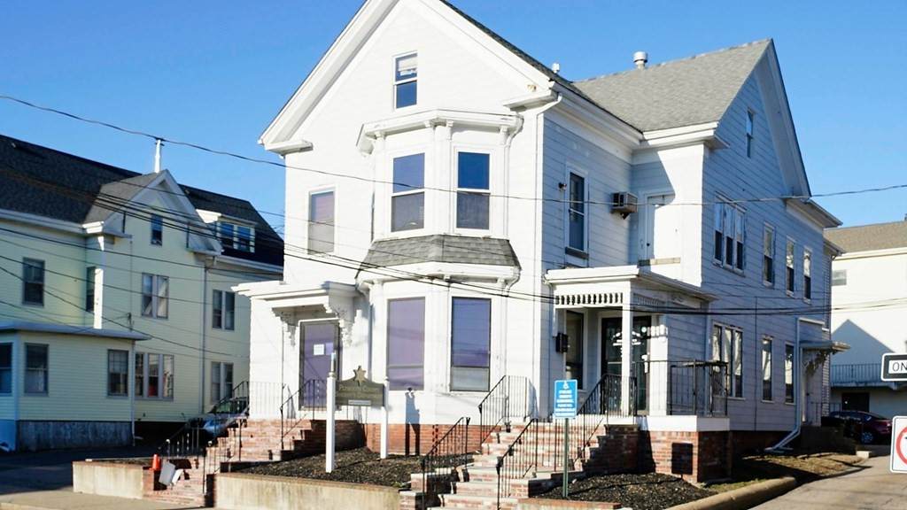 20 Cottage Street - Photo 1