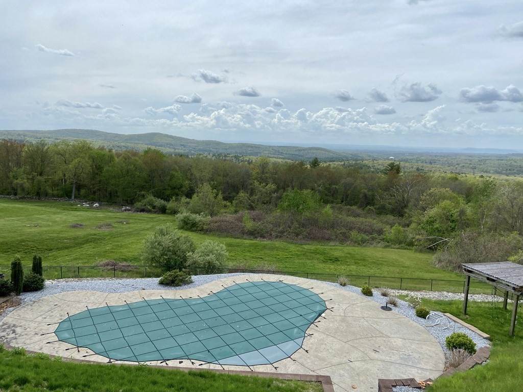 170 Hovey Rd - Photo 1