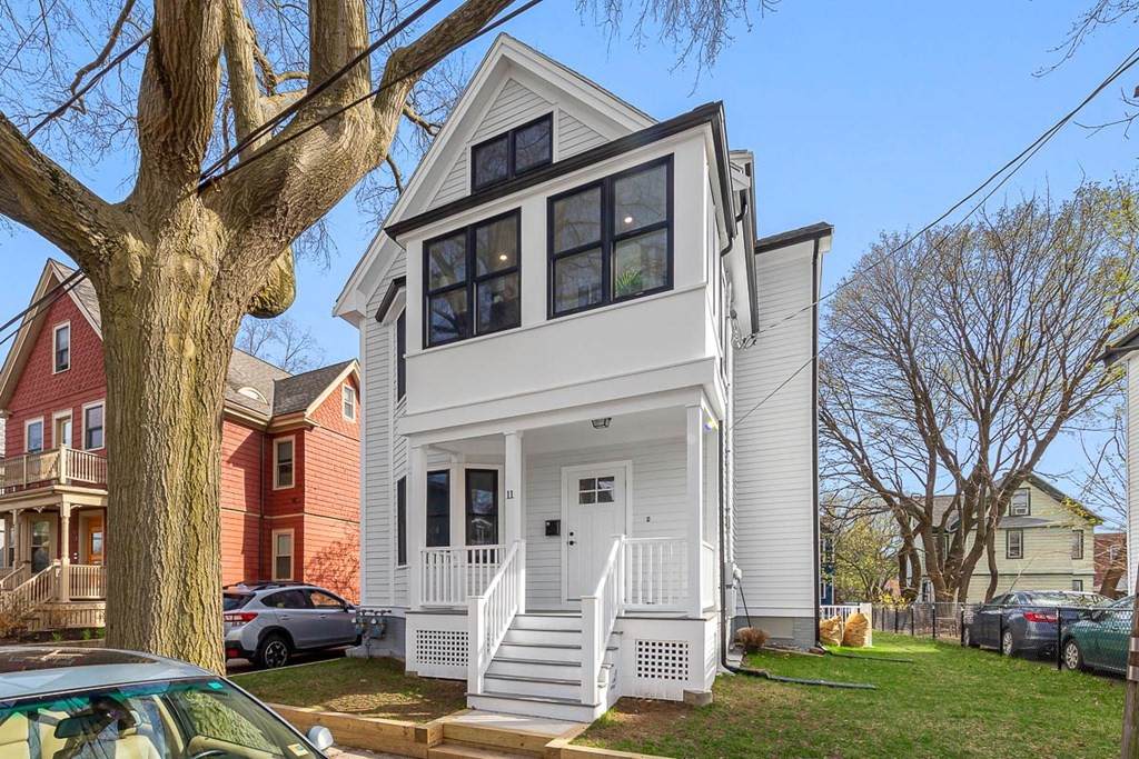 11 Van Norden Street - Photo 1