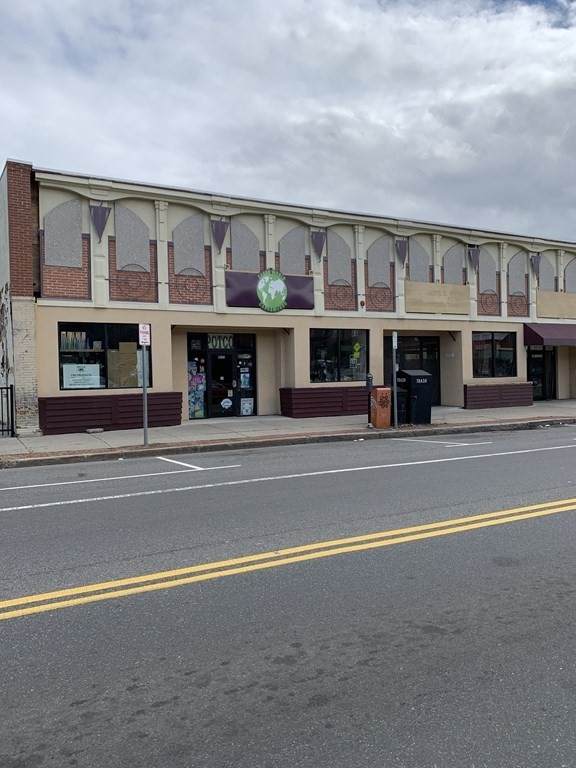 1021 Main Street - Photo 1
