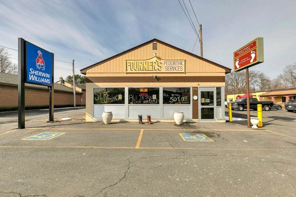 316 King St - Photo 1