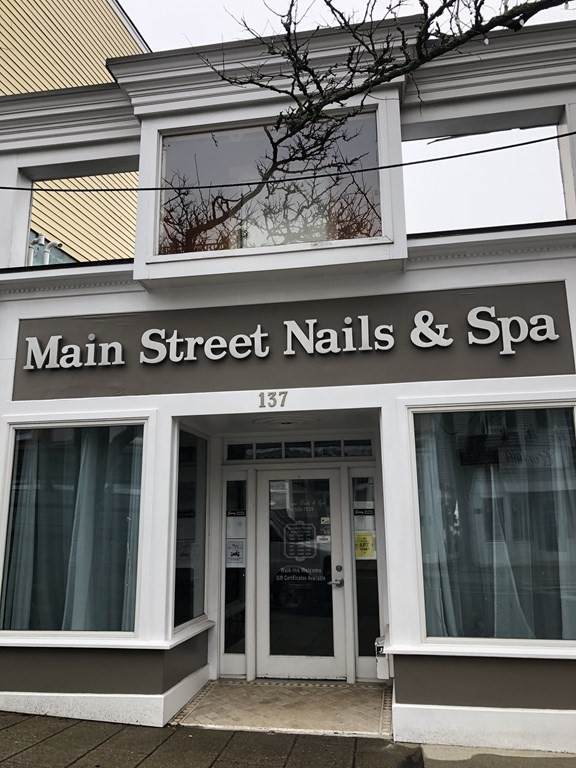 135 Main - Photo 1