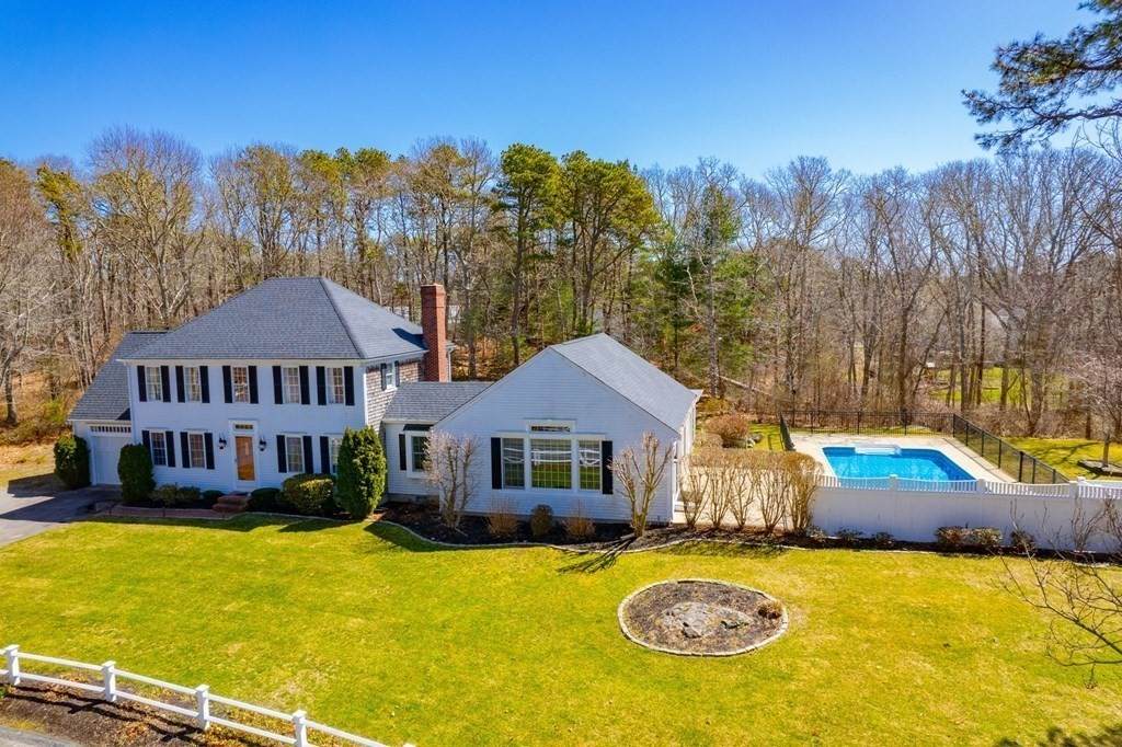 106 Valhalla Drive - Photo 1