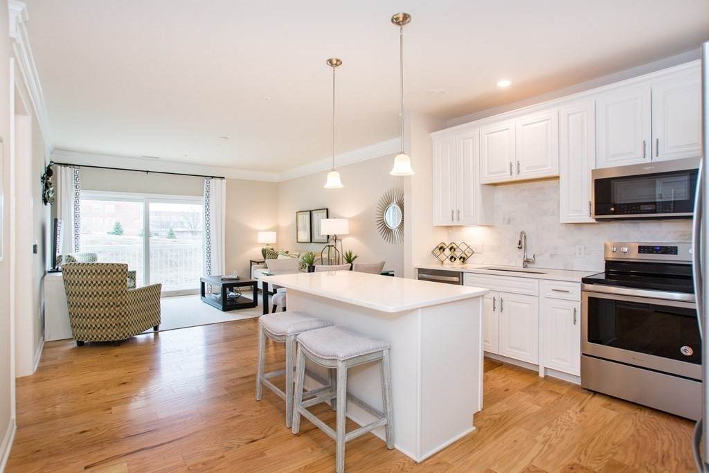 250 Martins Landing - Photo 1