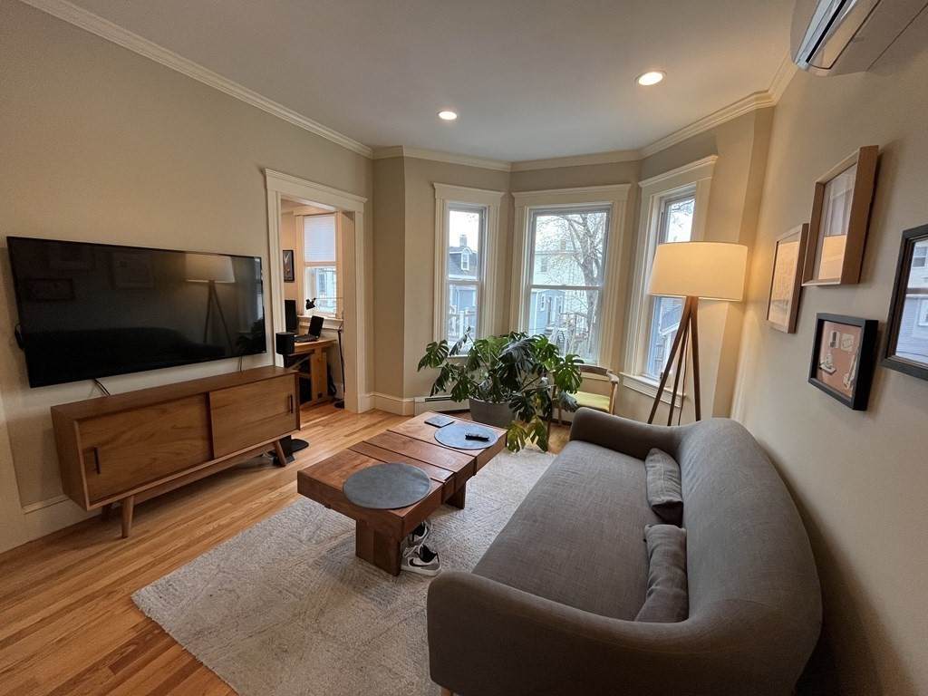 21 Atwood Square - Photo 1