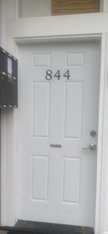 844 Washington St - Photo 1