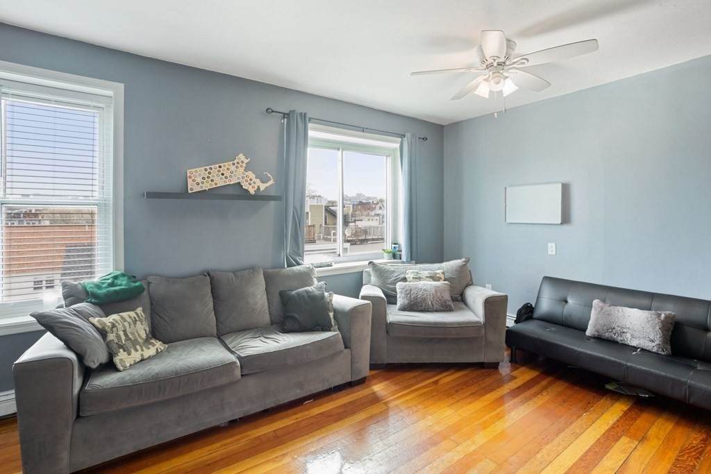 151 West Sixth Street - Photo 1