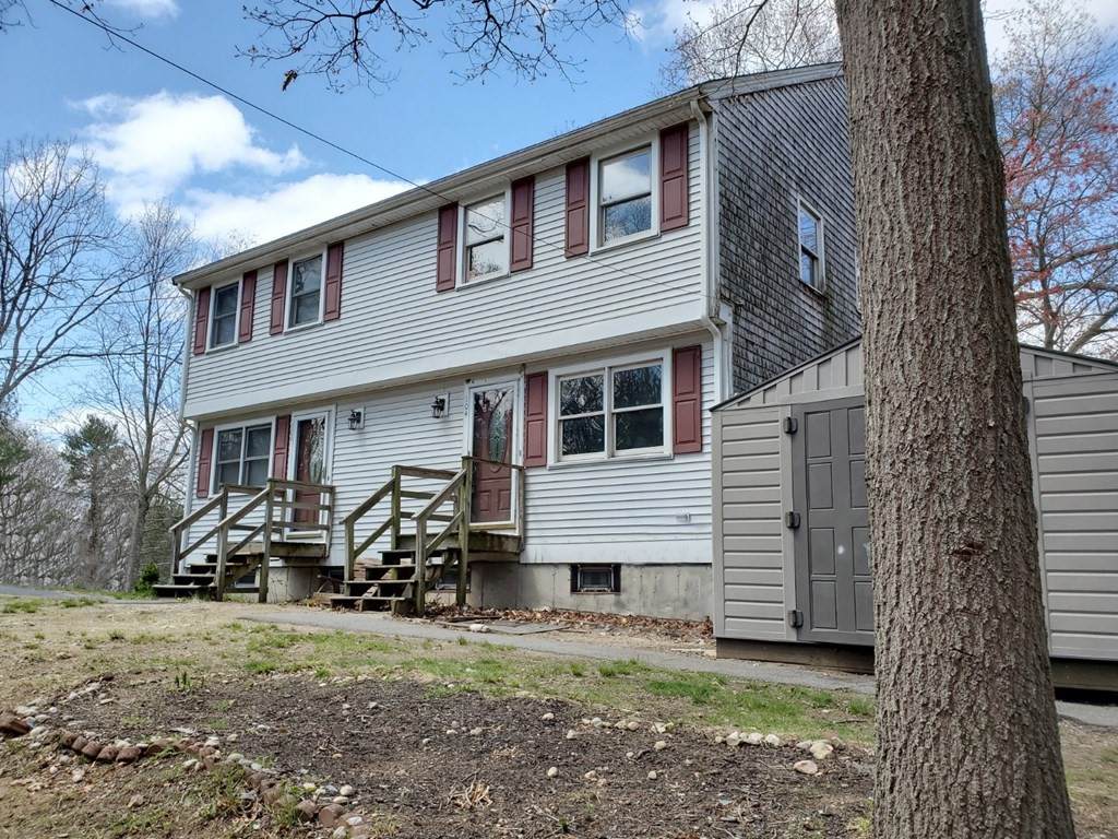 104 Scadding St - Photo 1