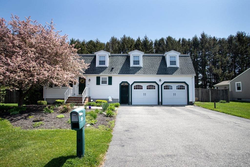822 Regan Rd - Photo 1