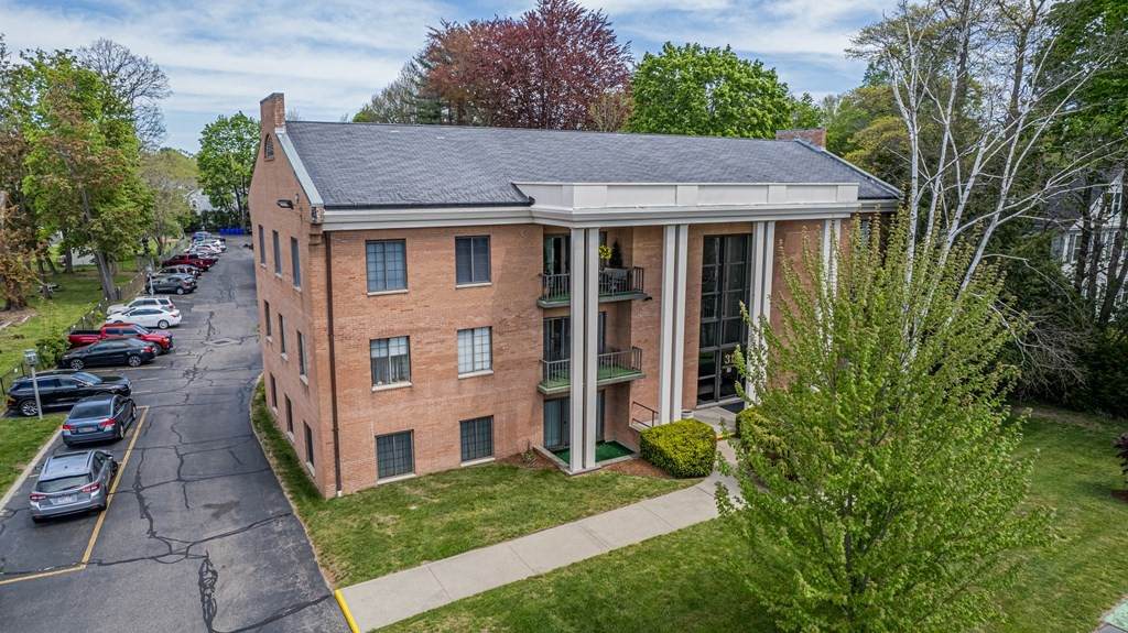 31 Church Green - Photo 1
