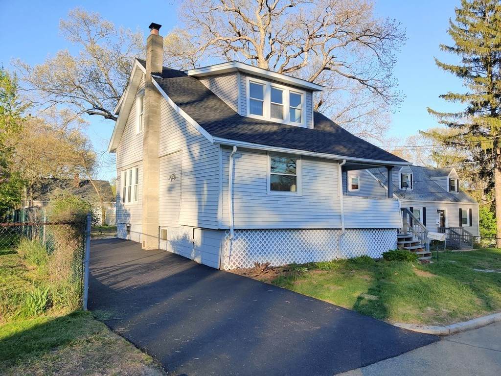 253 Draper St - Photo 1