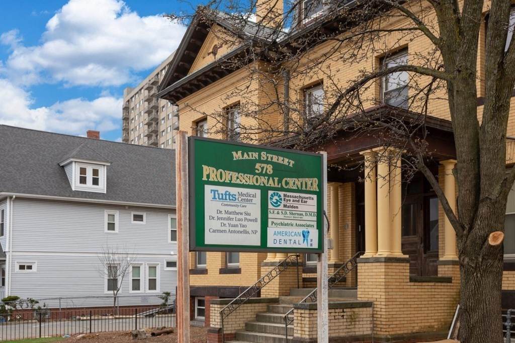 578 Main St - Photo 1