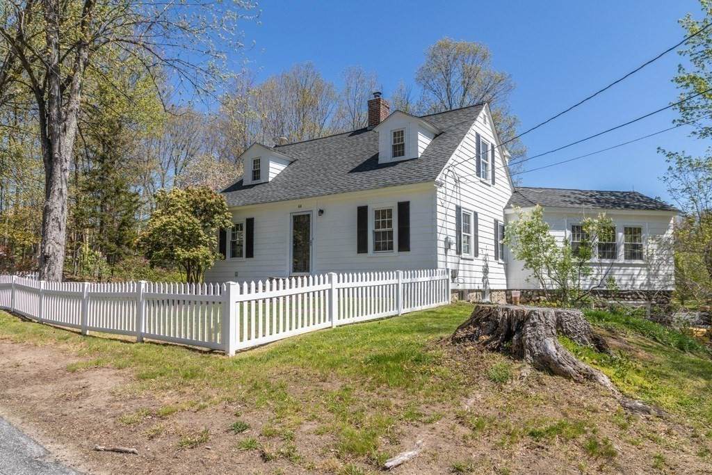 44 Northfield Road - Photo 1