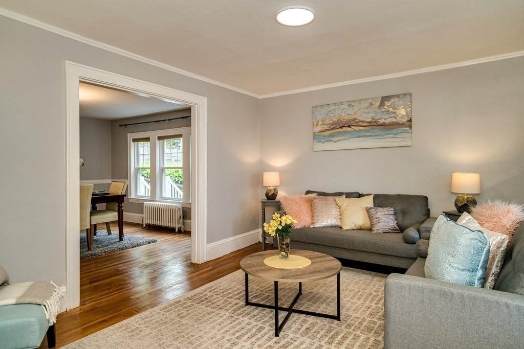 8 Sylvia St - Photo 1