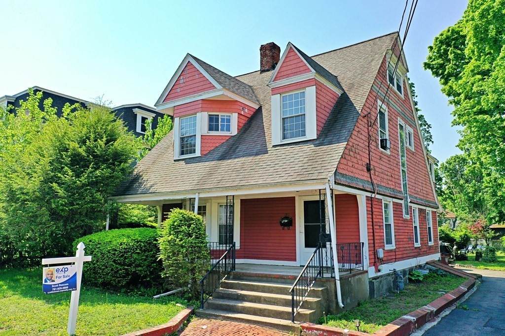 120 Arlington St - Photo 1