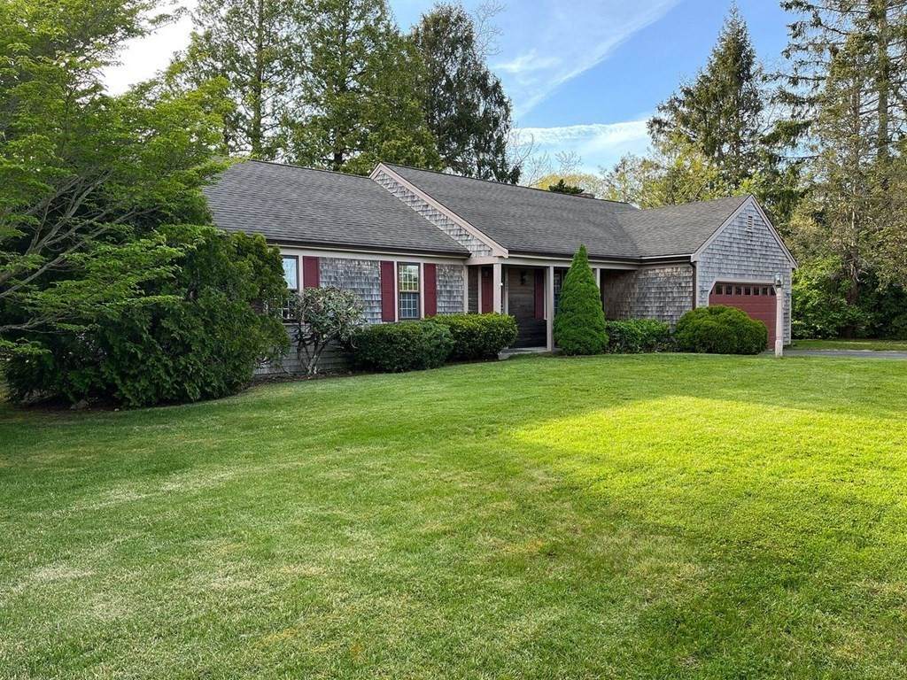 290 Riverview Ln - Photo 1