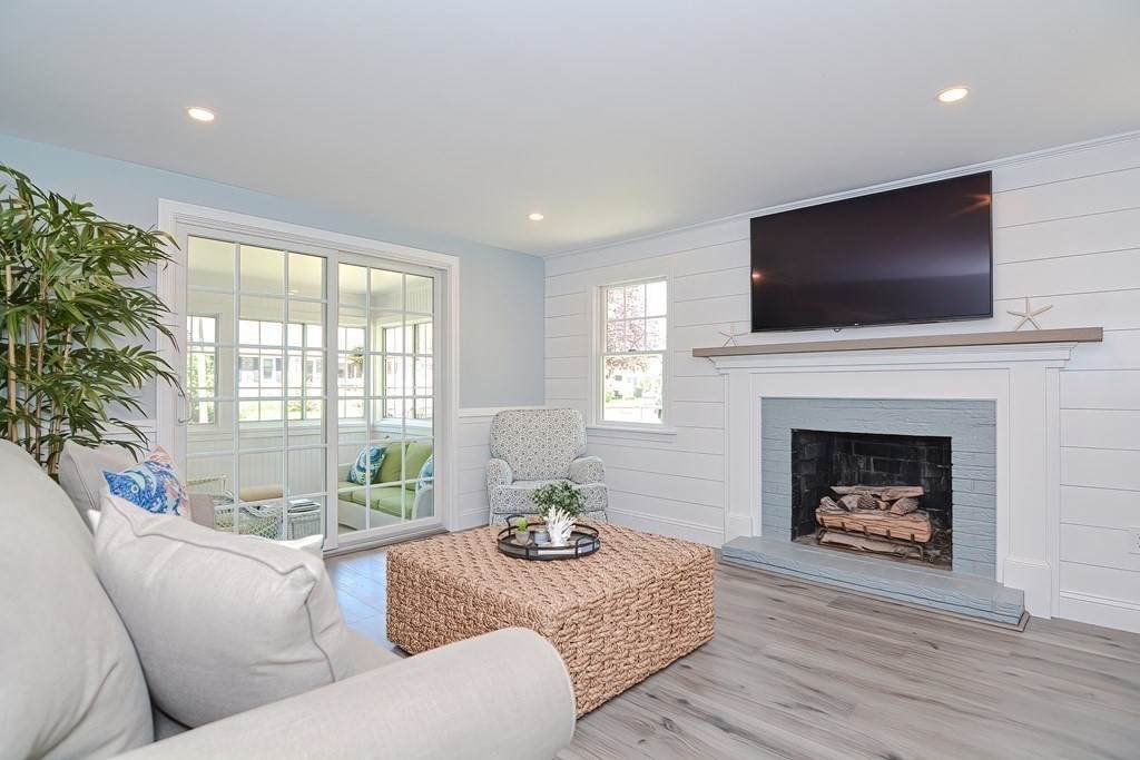 135 Clifton Ln - Photo 1