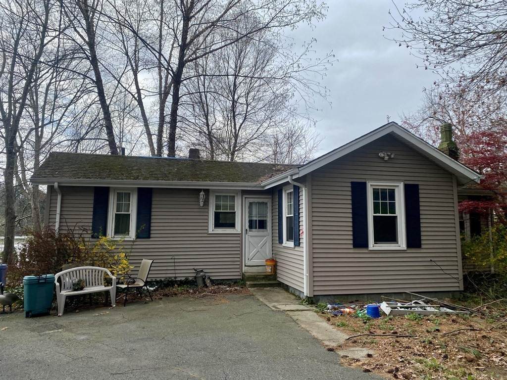 35 Willowwood Ave - Photo 1