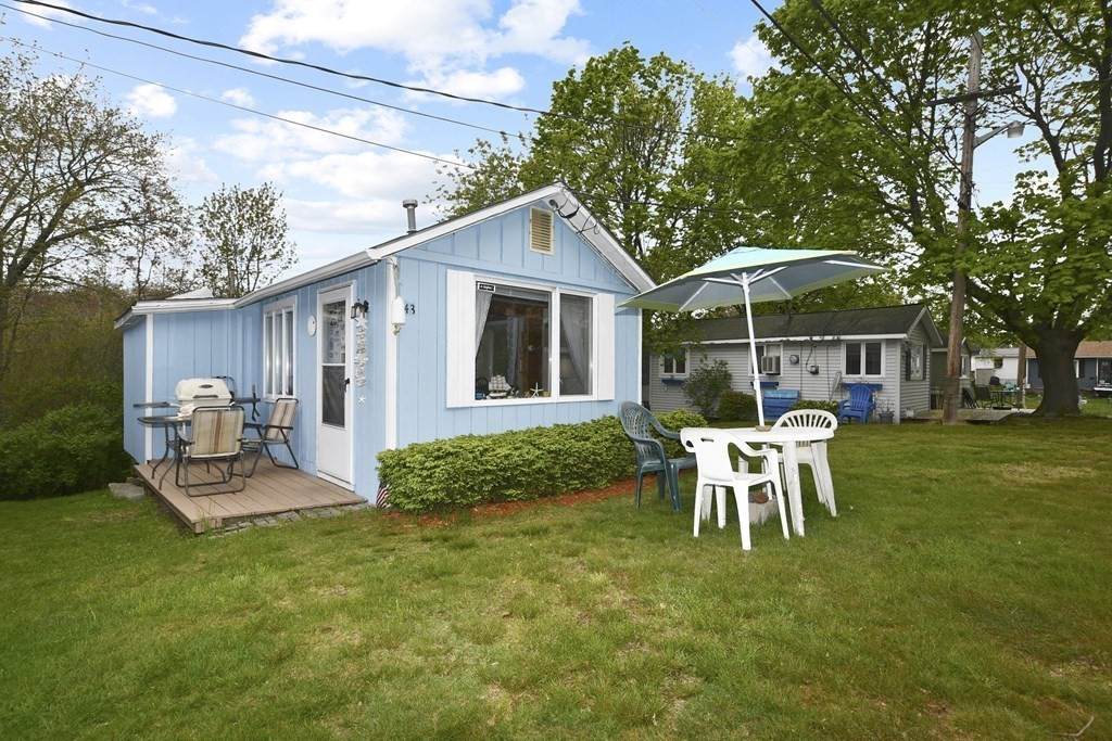 43 Smith Avenue - Photo 1