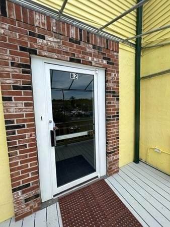 73 Turnpike Rd - Photo 1