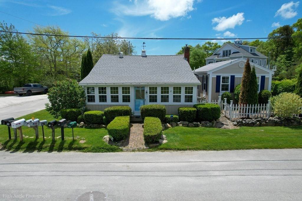 44 Oakdale Ave - Photo 1