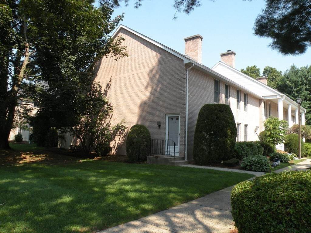 6 Mansion Woods Dr - Photo 1
