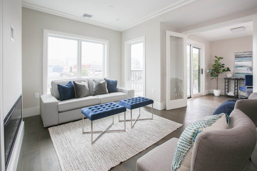 214 Market - Photo 1