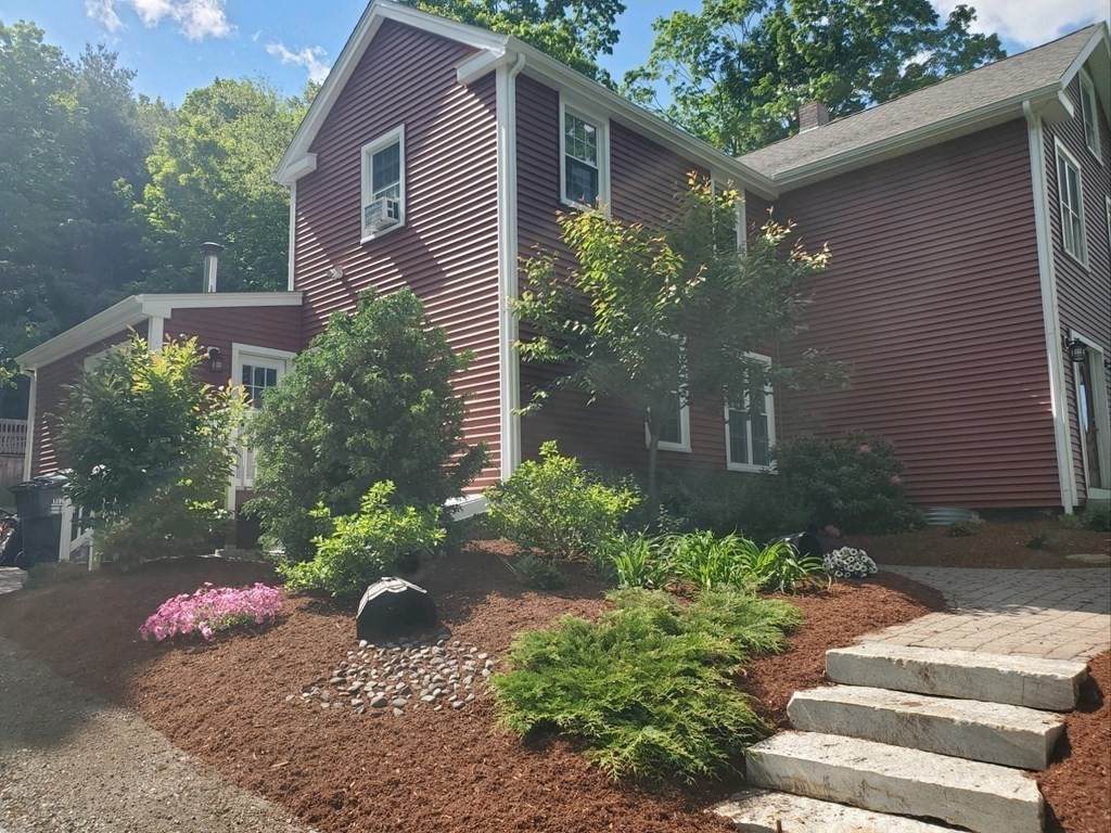 118 Wales Rd - Photo 1