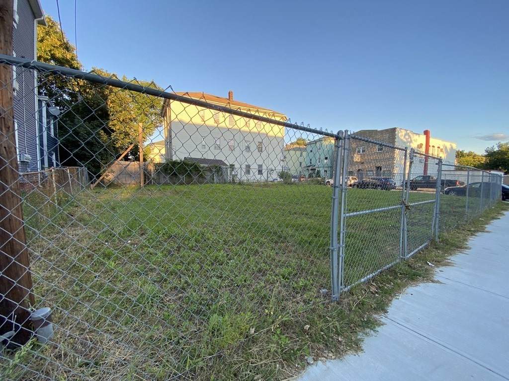 2A and 2B Lodi St - Photo 1