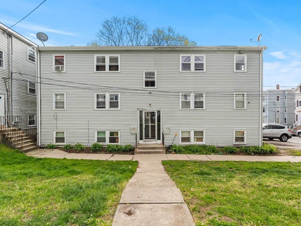 104 Choate Street - Photo 1