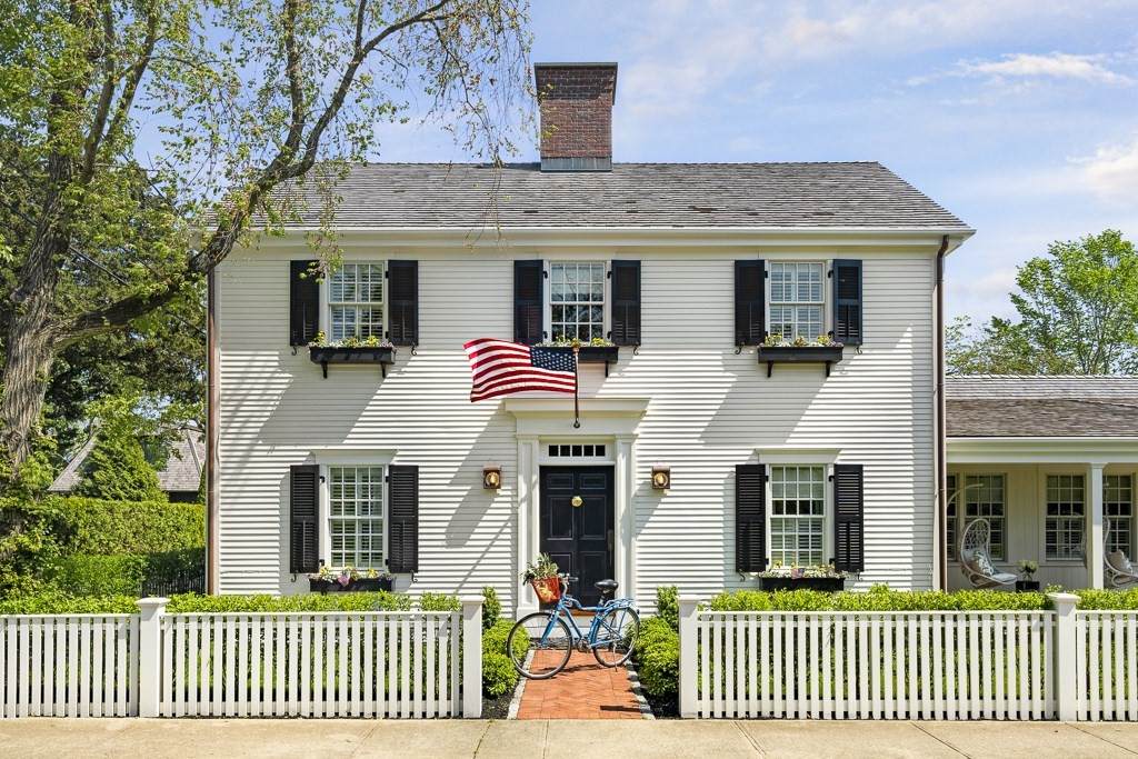 55 N Summer Street - Photo 1