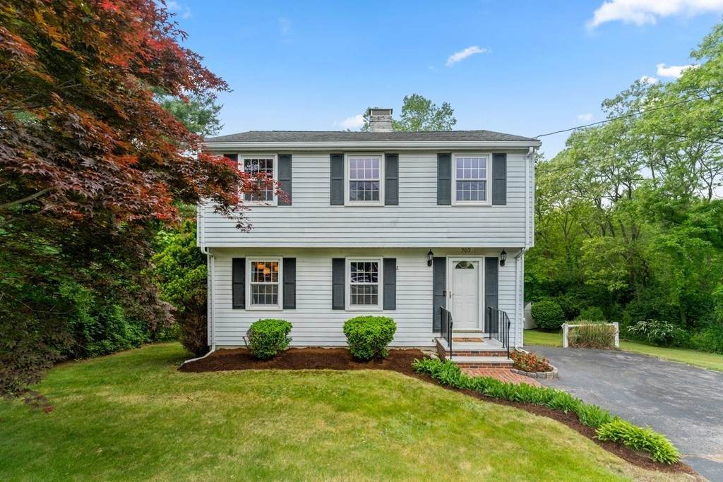 707 Sumner Street - Photo 1
