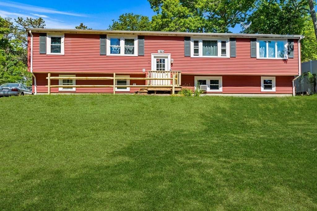 20 Skylark Ave - Photo 1