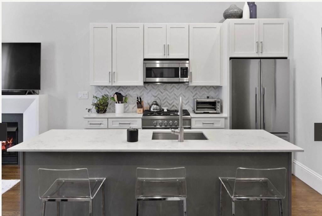 511 Massachusetts Avenue - Photo 1