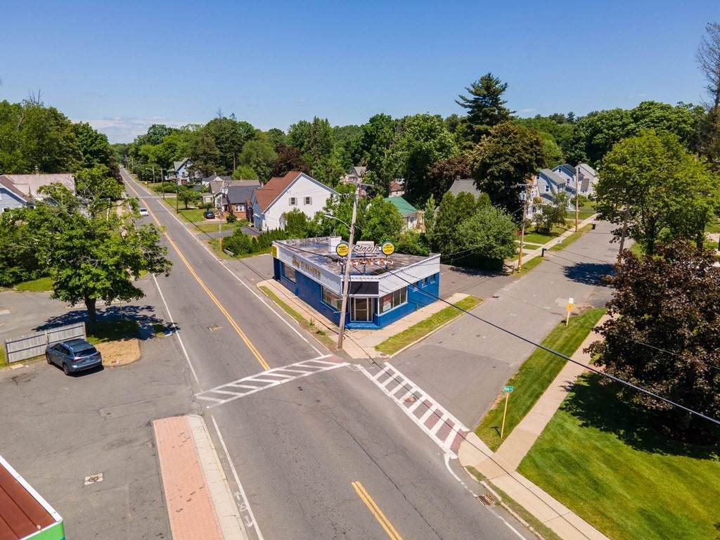 55 White Ave - Photo 1