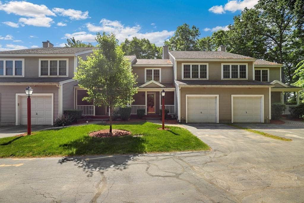 23 Hitching Post Ln - Photo 1