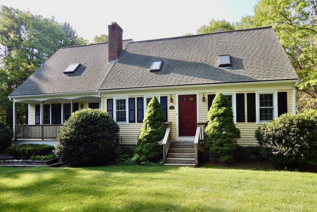 33 Center Hill Rd - Photo 1