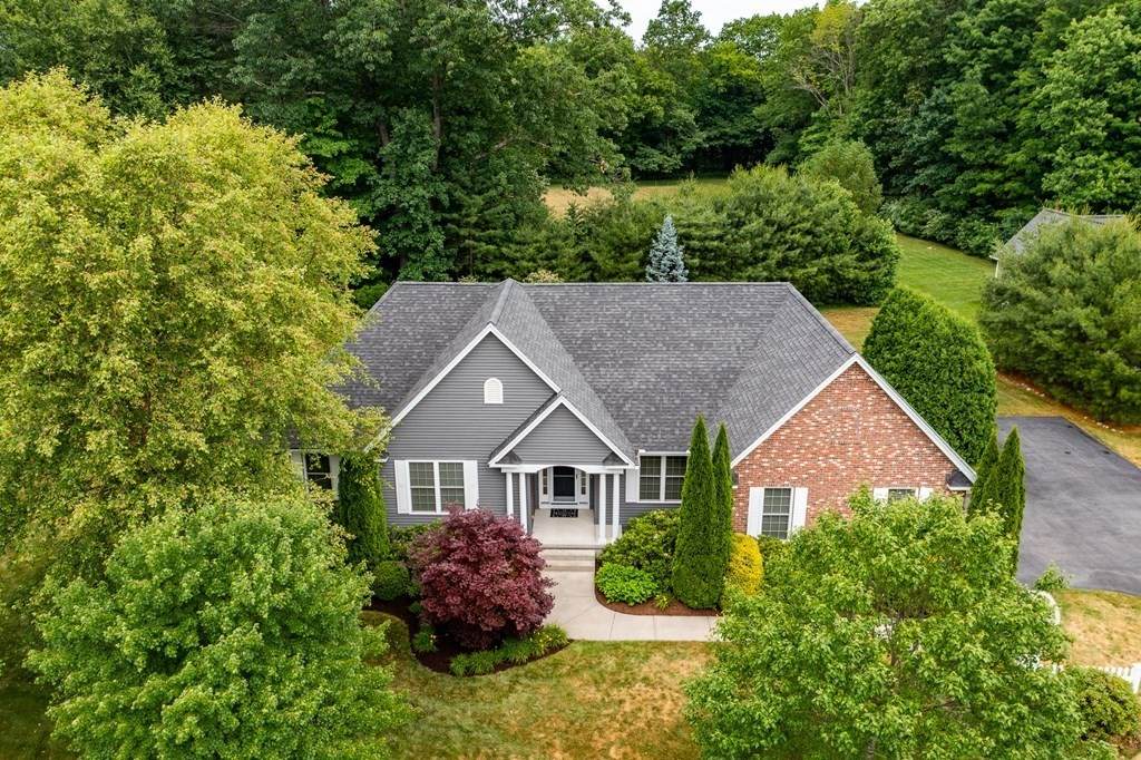 1 Kevin Dr - Photo 1