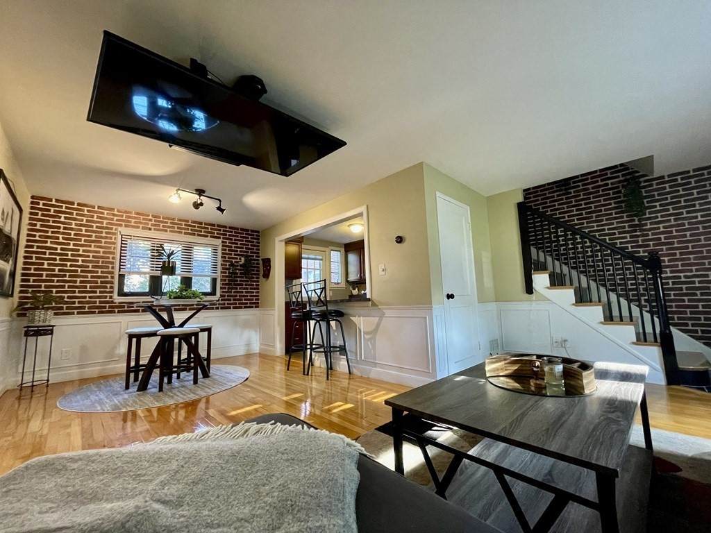 76 Duff - Photo 1