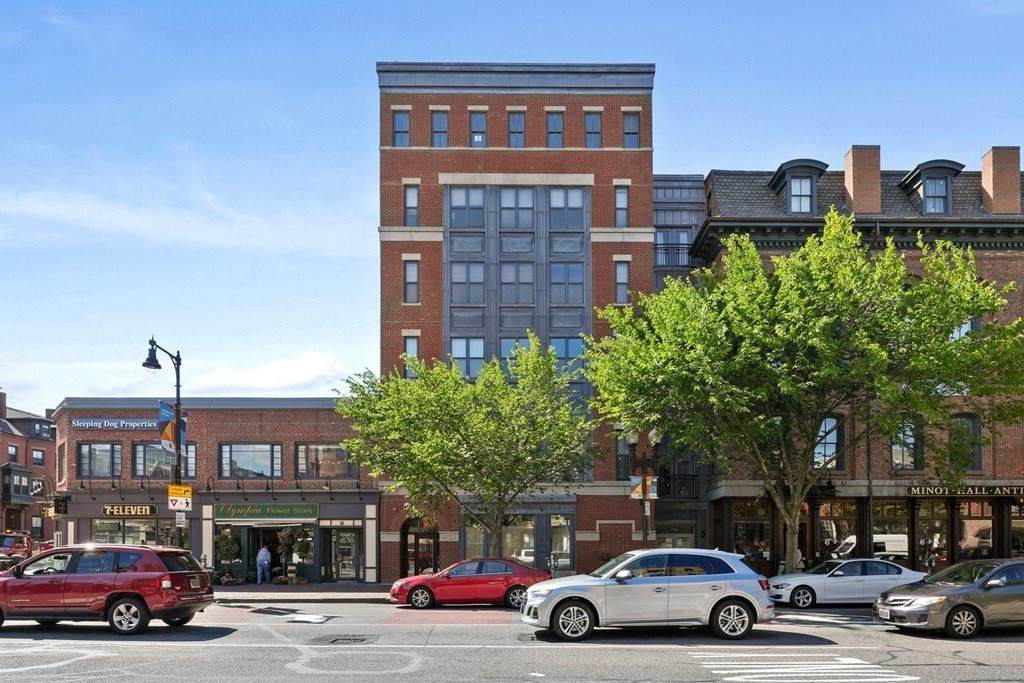 1723 Washington - Photo 1