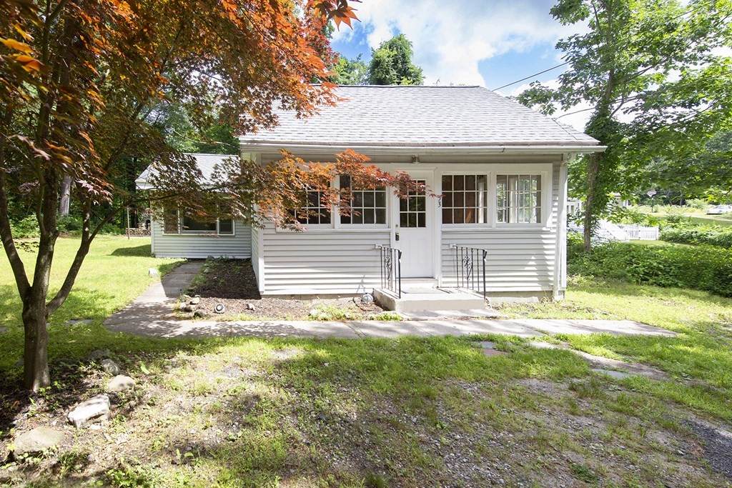 53 Lake Dr - Photo 1