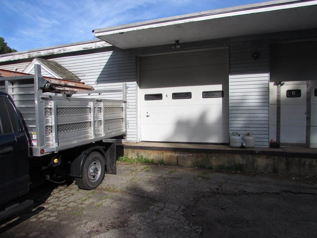6 Old Essex Rd - Photo 1